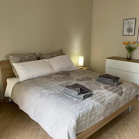 科莱尼奥A Casa Di Katia公寓 外观 照片